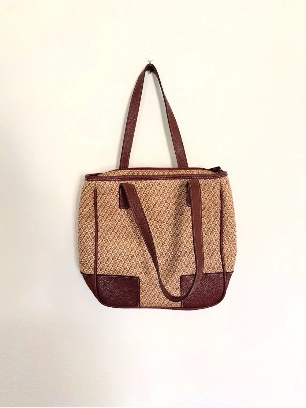 Jaclyn Smith Woven Beige and Brown Tote Bag